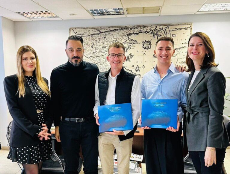 Στρατηγική συνάντηση Δήμου Καρπάθου, ΕΟΤ και EasyJet για την ενίσχυση της αεροπορικής σύνδεσης του νησιού