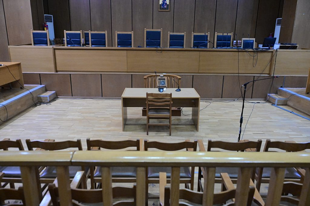 Κύκλωμα απάτης στον ΕΦΚΑ: Άρχισαν οι απολογίες, κάποιοι ζήτησαν παράταση προθεσμίας