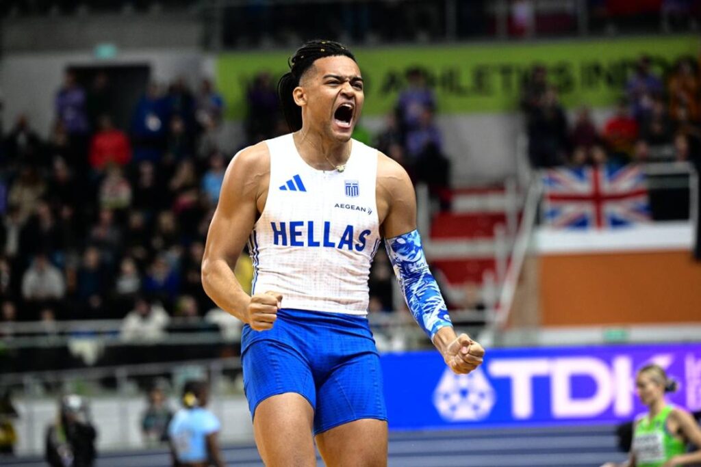 Ο Καραλής ραπάρει μαζί με τον Nτουπλάντις