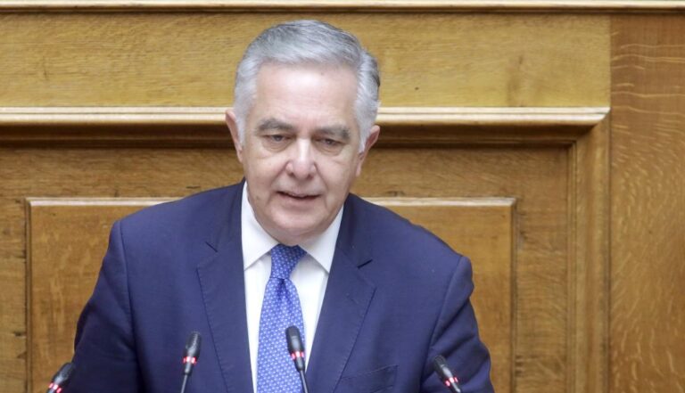 Ο Β. Υψηλάντης ζητά τη μέριμνα του κράτους στο ενδεχόμενο αυξήσεων στα εισιτήρια στα νησιά λόγω του πολέμου