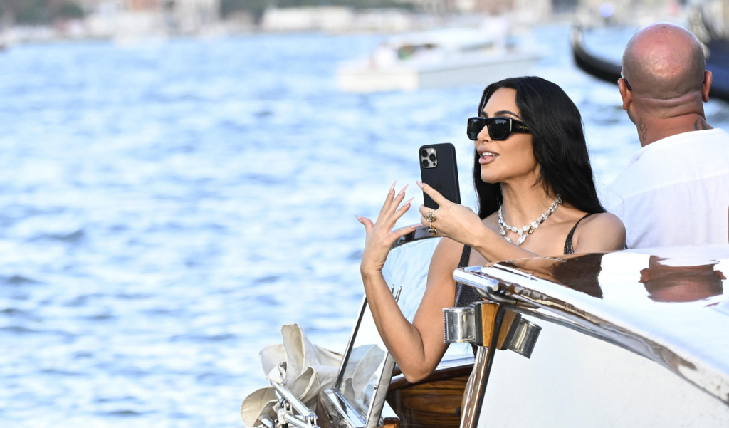 Κιμ Καρντάσιαν: Είχε δώσει έξι εκατ. δολάρια στον Ray J λόγω του… sex tape!