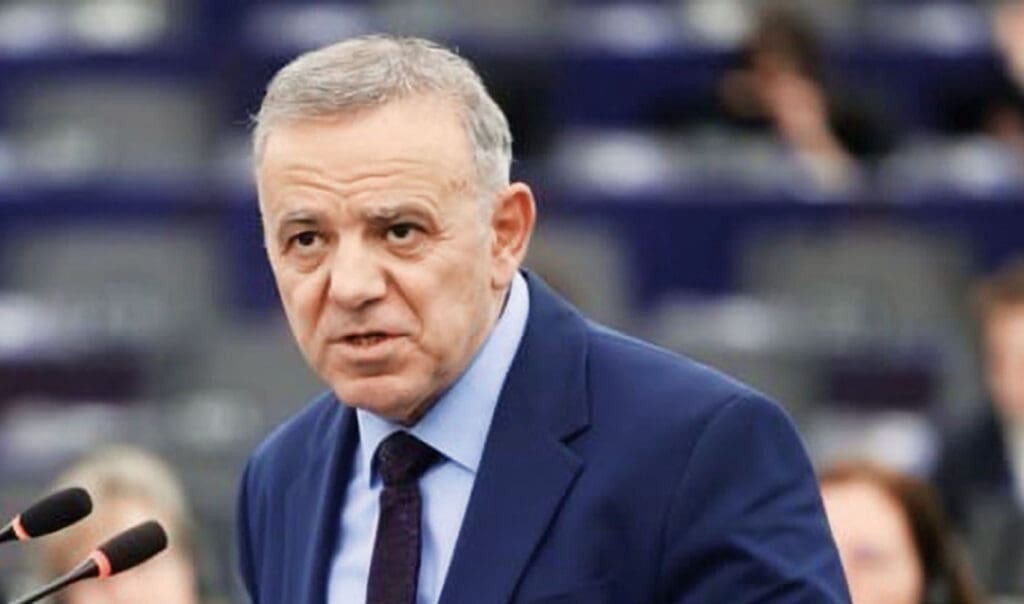 Η Ευρώπη βάζει όρια! Εγκρίθηκε η πρόταση Μαυρίδη κατά της συμμετοχής της Τουρκίας στην Ευρωπαϊκή Άμυνα