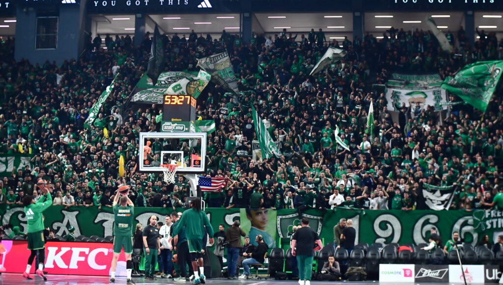 Παναθηναϊκός – Ολυμπιακός: Με προστατευτικό τζάμι στον πάγκο των “ερυθρολεύκων”