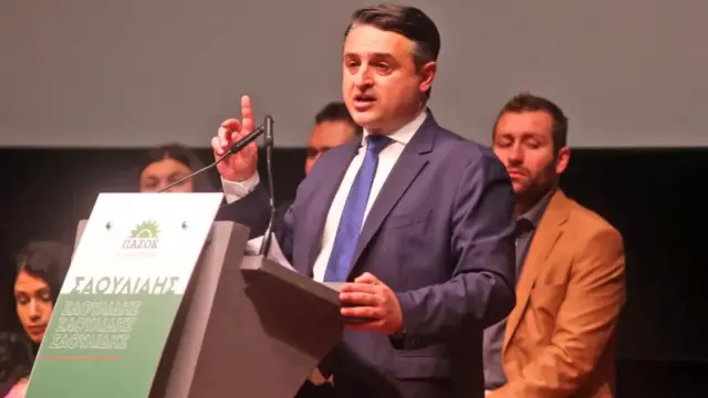 Συνέδριο ΠΑΣΟΚ: Η πρώτη αντίδραση Σαουλίδη για το “κόψιμό” του από σύνεδρος – “Το ζήτημα δεν είναι προσωπικό είναι βαθιά πολιτικό”