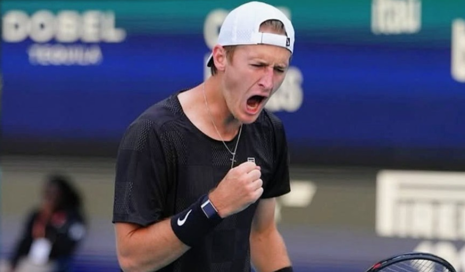 Miami Open: Ο απίθανος Κόρντα «σόκαρε» τον Αλκαράθ