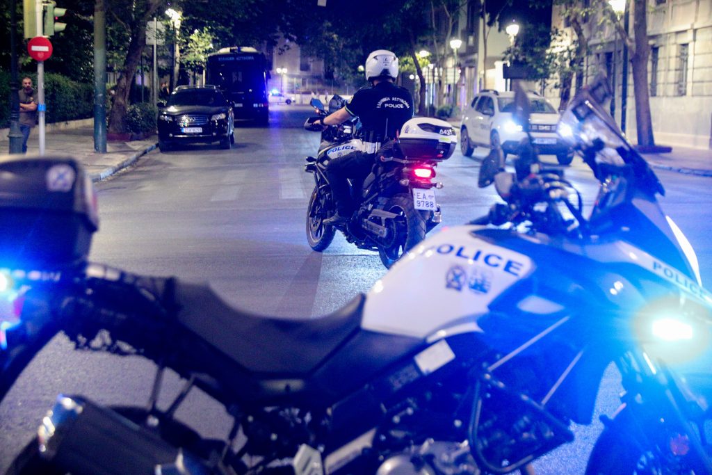 Σοκ στο Γαλάτσι: Συνελήφθησαν μετά από καταδίωξη 13χρονος και 16χρονος με κλεμμένο δίκυκλο