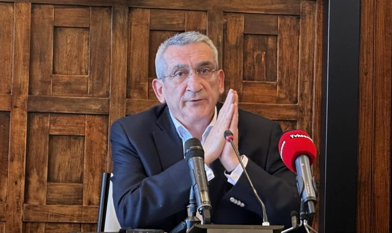 Γ. Χατζημάρκος για Τουρισμό: “Κρατάμε θετικό πρόσημο μέσα σε παγκόσμια αγωνία” (audio)