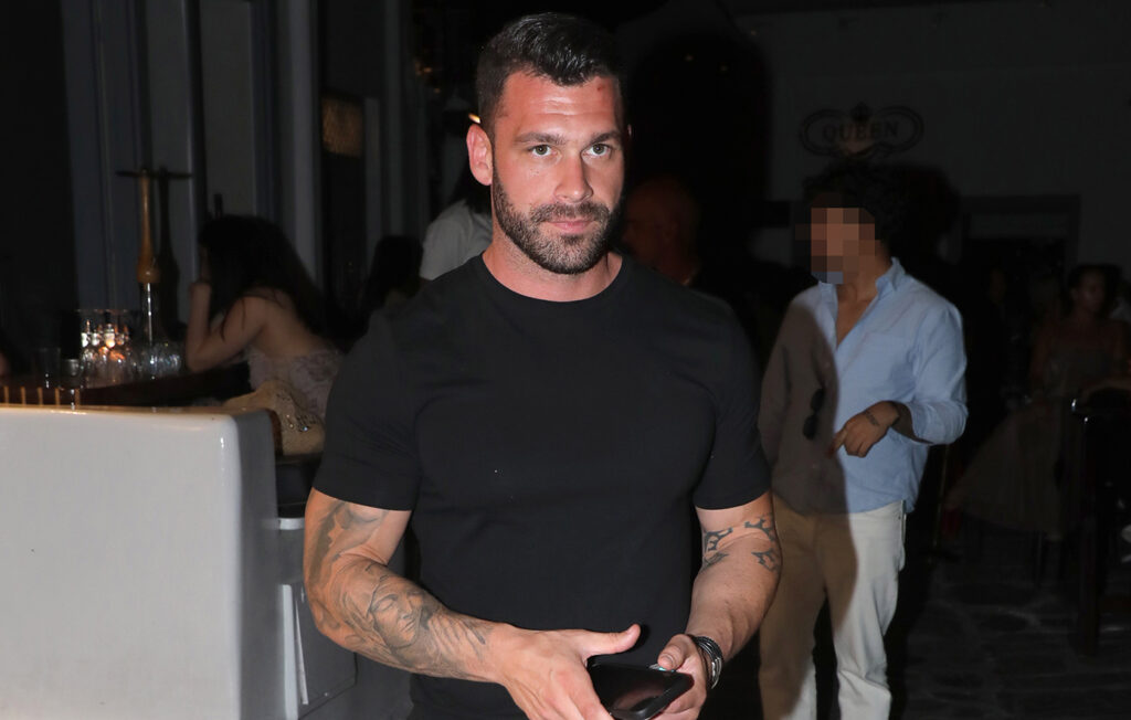 Στάθης Σχίζας: Γι’ αυτό δεν θα έκανα παρέα με τον Βασάλο – Είχα δουλέψει σε γραφείο τελετών σε μικρότερη ηλικία