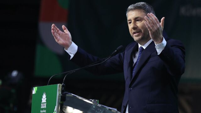 Aπάντηση Ανδρουλάκη στη Σώτη Τριανταφύλλου: “Το ΠΑΣΟΚ είναι ζωντανός οργανισμός, φτιαγμένος από ανθρώπους με όνειρα και αξίες”