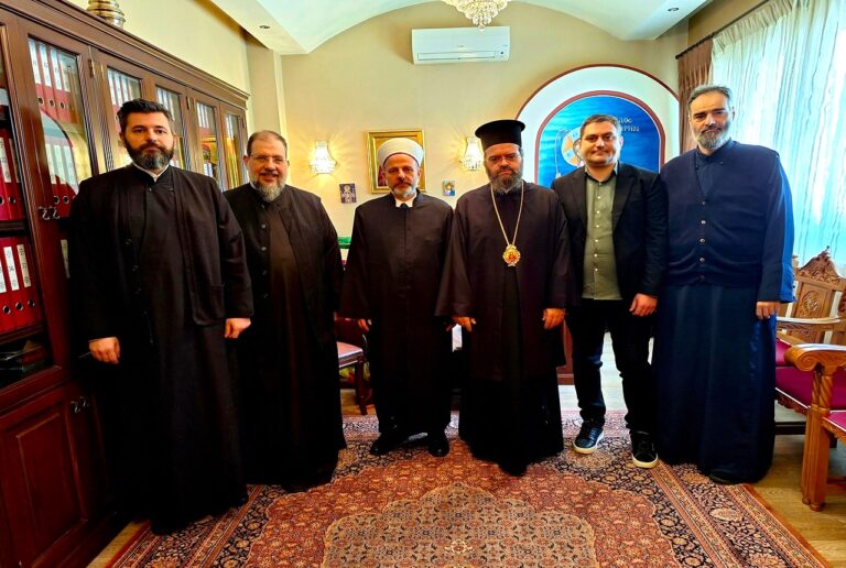 Επίσκεψη του Τοποτηρητή Μουφτή Κομοτηνής στον Μητροπολίτη Μαρωνείας