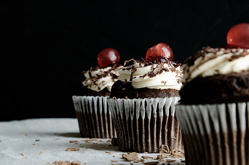 Εορτολόγιο: Η μεγάλη γιορτή των Αγίων της Λέσβου – Ποιοι κερνούν σήμερα 14 Απριλίου, Τρίτη του Πάσχα