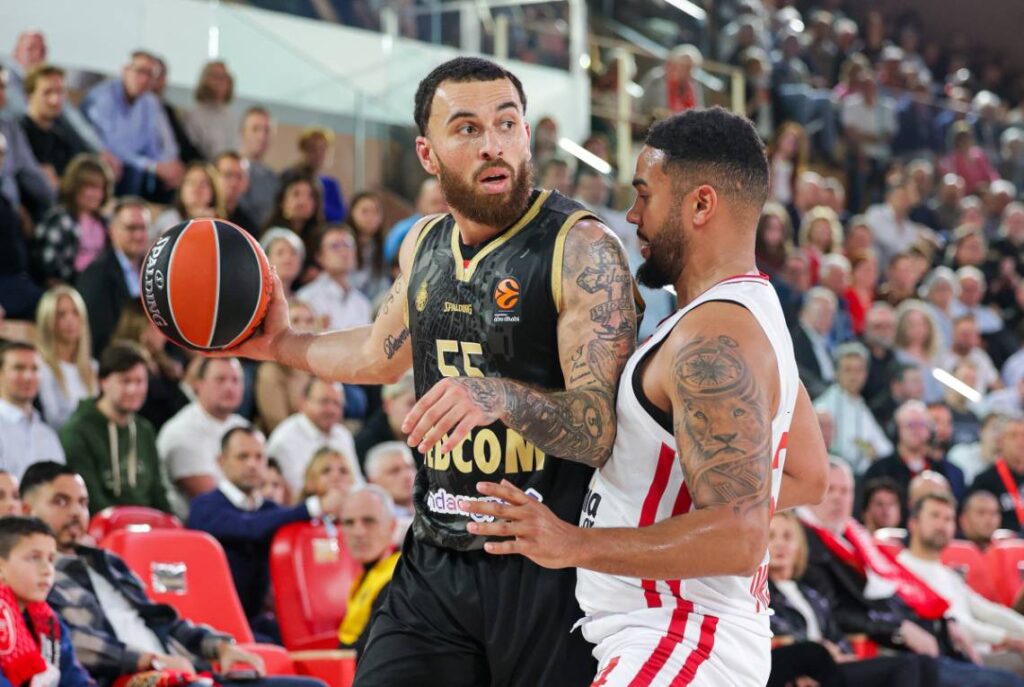 Επιστρέφει στην Μονακό ο Μαϊκ Τζεϊμς