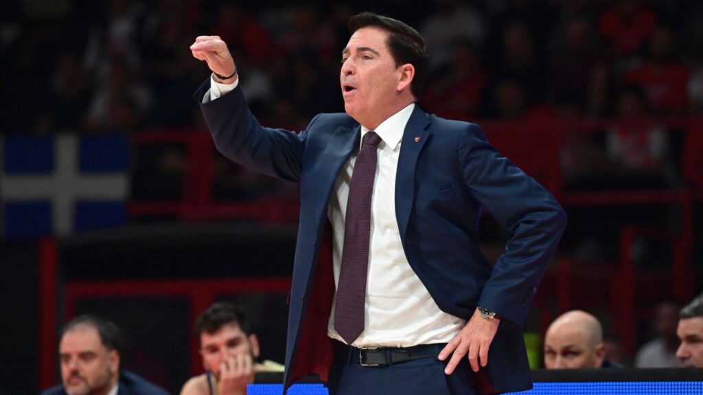 Μπαρτσελόνα: Ο Ναβάρο στηρίζει τον Πασκουάλ