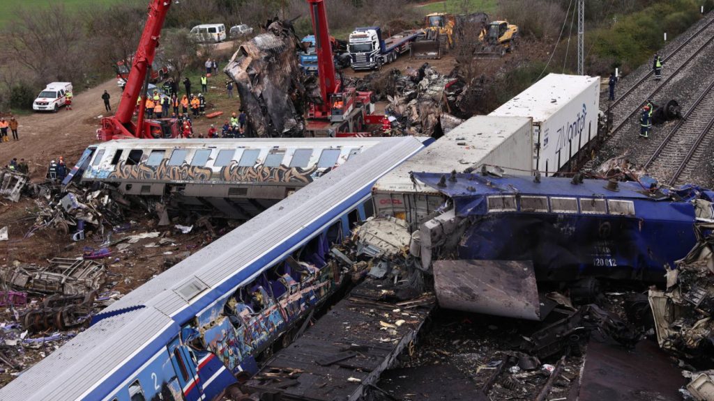 Τέμπη: Δεκτό έγινε αίτημα συγγενούς θύματος για αποστολή δειγμάτων της σορού του για εξέταση στο εξωτερικό