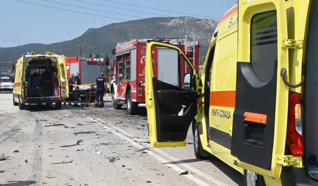 Θεσσαλονίκη: Στις φλόγες φορτηγό στην Εγνατία Οδό – Καθυστερήσεις στην κυκλοφορία