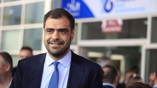 Δικαίωση Παύλου Μαρινάκη για το ζήτημα της ταυτοποίησης των χρηστών του ∆ιαδικτύου – Η “υιοθέτηση” της πρότασης από Παπαστεργίου και Φλωρίδη