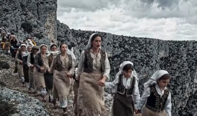 ΥΠΕΘΑ: Mε ένα συγκινητικό βίντεο τιμά την γιορτή της μητέρας