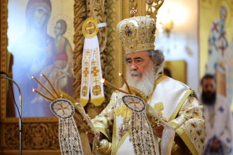 ΠΑΤΡΙΑΡΧΗΣ ΙΕΡΟΣΟΛΥΜΩΝ: Λαμπρή Δοξολογία για τα 80 χρόνια ανεξαρτησίας της Ιορδανίας – Μήνυμα ειρήνης και ενότητας