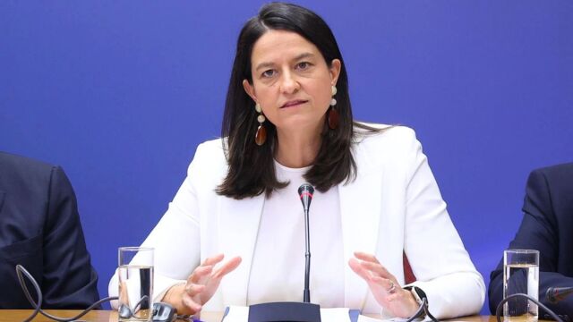 Νίκη Κεραμέως για το νέο κόμμα του Αλέξη Τσίπρα: “Άλλαξε ο Μανωλιός και έβαλε τα ρούχα του αλλιώς” (Βίντεο)