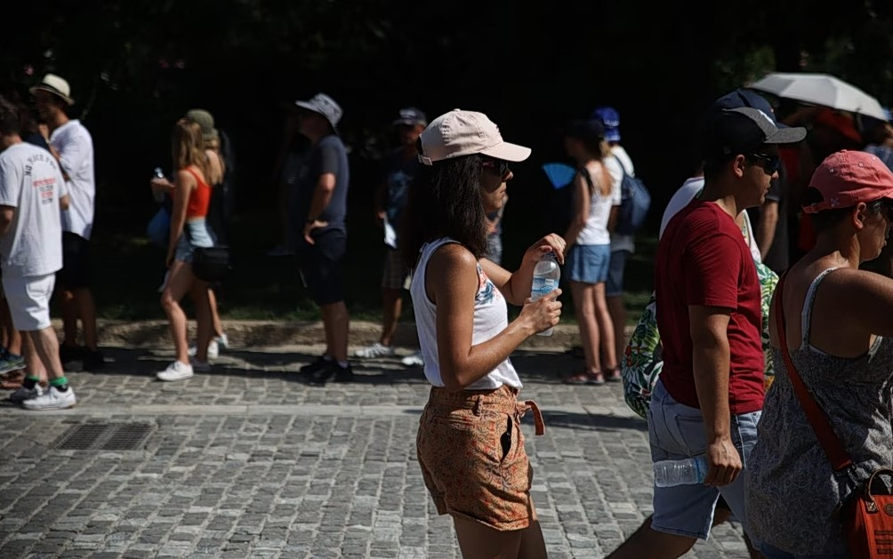Meteo: «Καυτό» σκηνικό σε όλη τη χώρα – Πού καταγράφηκε η υψηλότερη θερμοκρασία την Τρίτη