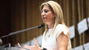 Μαρία Καρυστιανού κατά Αλέξη Τσίπρα: “Είναι ξαναζεσταμένο φαγητό, δεν μπορούμε να συνεργαστούμε”