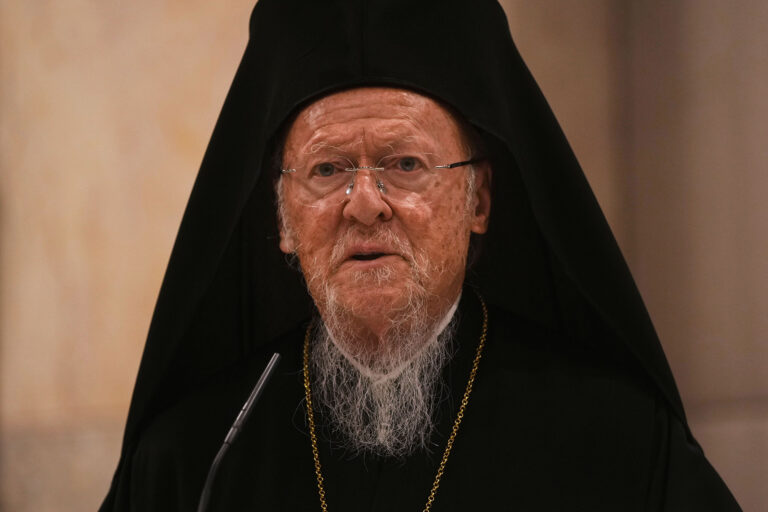 ΒΑΡΘΟΛΟΜΑΙΟΣ ΓΙΑ ΚΙΕΒΟ: «Βέβηλη και απαράδεκτη η επίθεση στη Λαύρα» – Σκληρή καταδίκη από το Οικουμενικό Πατριαρχείο