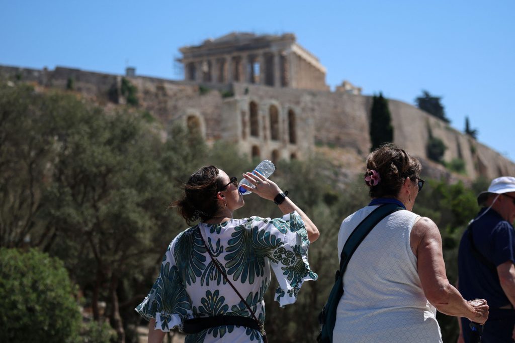 Καιρός: Η Ελλάδα στον «προθάλαμο» του καύσωνα – Πώς το El Niño επηρεάζει τη Μεσόγειο