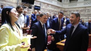 Επικό “άδειασμα” Ανδρουλάκη στα στελέχη που μιλούν για κατάργηση του νόμου Πιερρακάκη για τα μη κρατικά ΑΕΙ – Οι αποδέκτες του μηνύματος και η δικαίωση της Γιαννακοπούλου