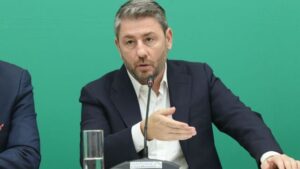 Ανδρουλάκης: “Οι πολίτες θα μας πιστώσουν το σχέδιό μας για πολιτική αλλαγή και την αξιοπιστία μας – Ζητάμε την εμπιστοσύνη τους”