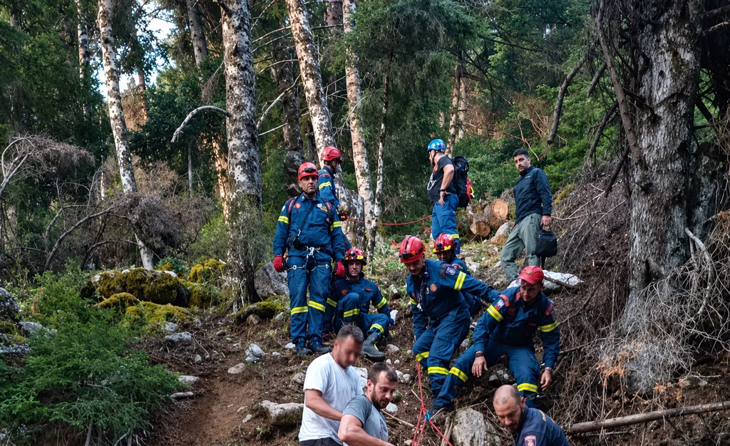 Όλυμπος: Επιχείρηση διάσωσης για 64χρονο περιπατητή που εντοπίστηκε χωρίς τις αισθήσεις του