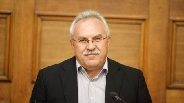 Φοιτητής στα 70 του ο πρώην βουλευτής Δημήτρης Γάκης: “Ο αγώνας είναι η καλύτερη φαρμακευτική αγωγή”