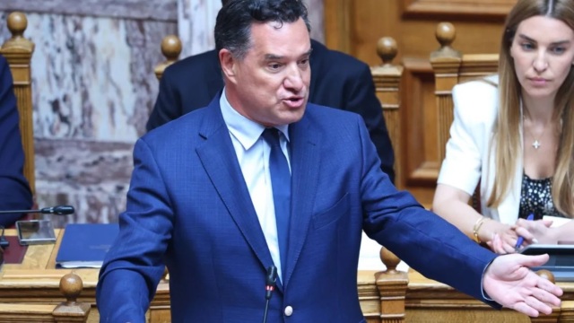 Άδωνις Γεωργιάδης: “Αυτό που κάνει ο Ανδρουλάκης είναι κατάντια – Θέλει να πάει το ΠΑΣΟΚ στο 3%”; (Βίντεο)