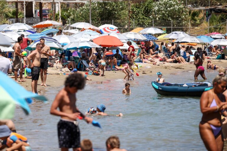 Καύσωνας 43°C: 4ημερη δοκιμασία για τη χώρα – Ποιες περιοχές βρίσκονται στο «κόκκινο» και η μεγάλη πτώση της θερμοκρασίας