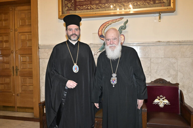 Ο νέος Αρχιεπίσκοπος Καναδά στον Ιερώνυμο – Η θερμή υποδοχή και τα μηνύματα για την Ορθοδοξία στη Διασπορά