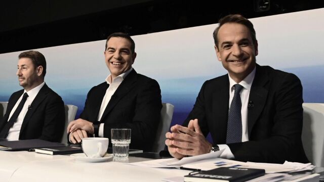 Ο Ανδρουλάκης θέλει τα “κάστρα” της Κρήτης αλλά θα χρειαστεί να “χορέψει πεντοζάλη” με Μητσοτάκη και Τσίπρα