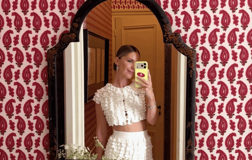 Trunk show με δημιουργίες της Ευγενίας Νιάρχου στην Αντίπαρο
