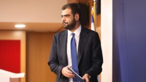 Παύλος Μαρινάκης: Η συγκινητική εξομολόγηση για την γιαγιά του από τον Πόντο – “Μας έμαθε να εκτιμούμε όσα έχουμε” (Βίντεο)