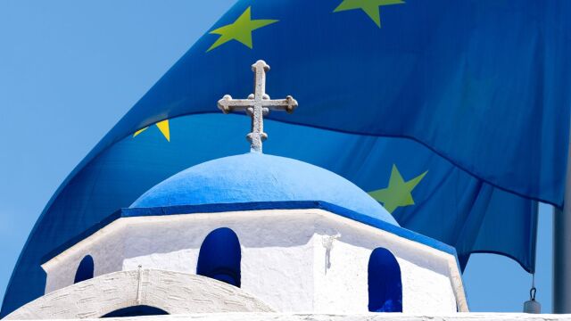Έρευνα MRB: Θρησκεία και ευρωπαϊκή ταυτότητα συνυπάρχουν – Ο Έλληνας του 2026 εξακολουθεί να διατηρεί μια ουσιαστική σχέση με τη θρησκεία, ενώ το 67,7% νιώθει Ευρωπαίος πολίτης