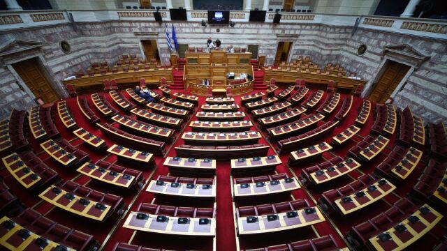 Δεν είναι μόνο τα μεγάλα κόμματα: Η “μάχη των μικρών” για το εκλογικό όριο του 1,5% που τους δίνει την “ανάσα” της κρατικής χρηματοδότησης