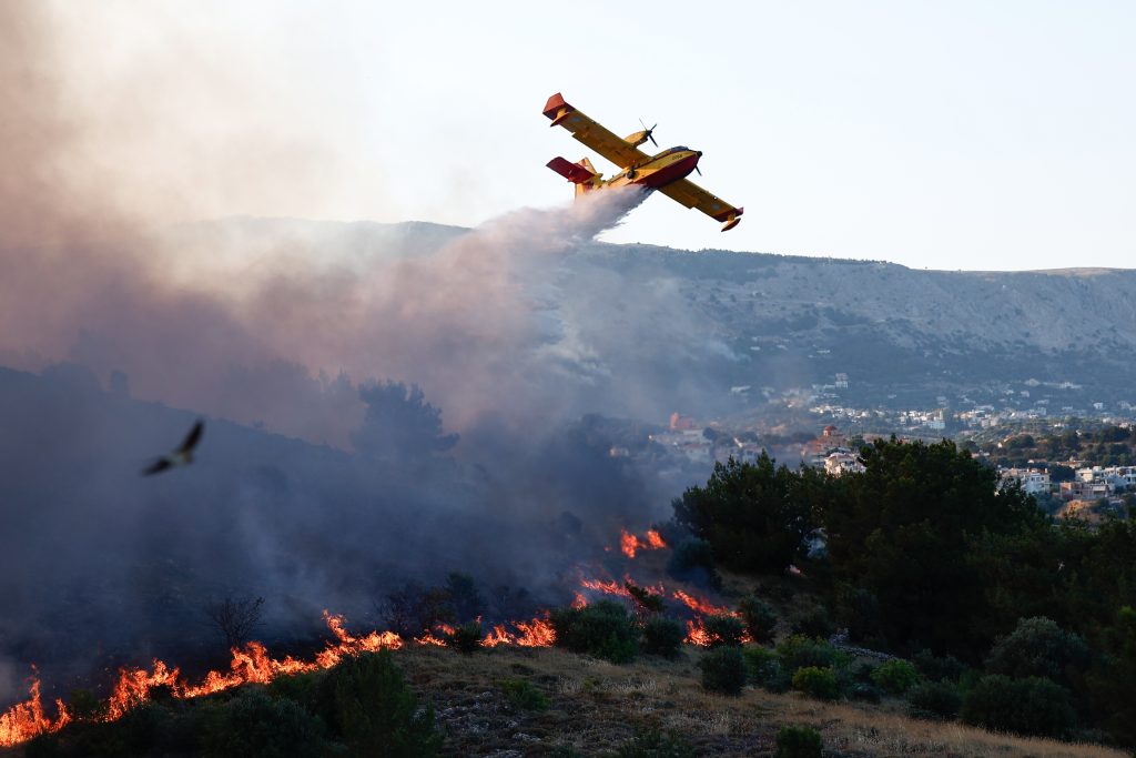Οριοθετήθηκε η πυρκαγιά σε αγροτοδασική έκταση στον Άγ. Λαυρέντιο Μαγνησίας