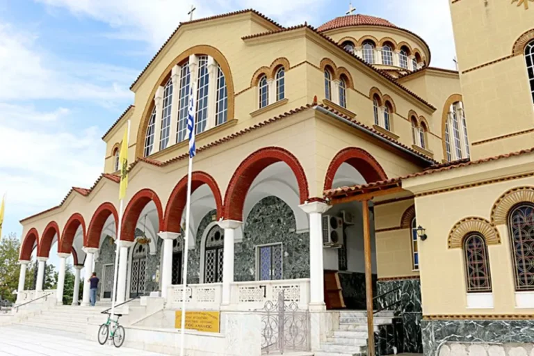 ΛΑΡΙΣΑ: Οι τρεις Στάσεις των Εγκωμίων της Παναγίας