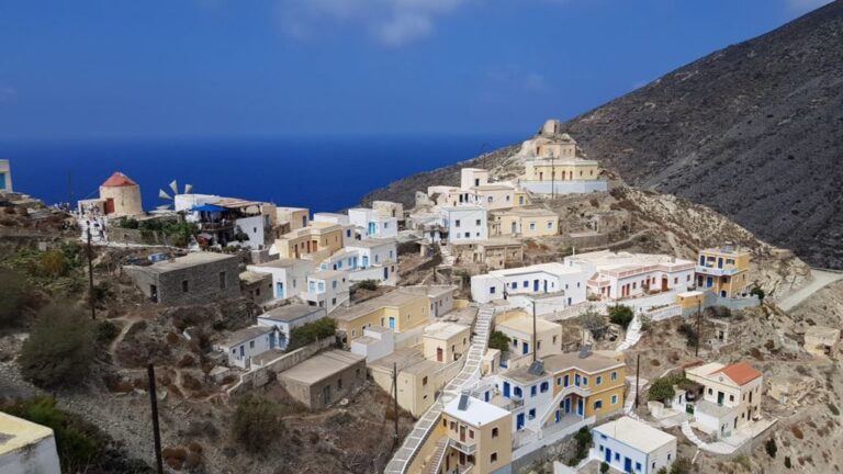 Τουρισμός δύο ταχυτήτων στα Δωδεκάνησα: άνοδος στη Ρόδο, κάμψη στην Κω, άλμα στην Κάρπαθο