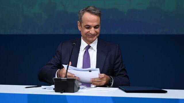 Το “καλάθι” Μητσοτάκη για τη ΔΕΘ: Στοχευμένα μέτρα για ευάλωτους, συνταξιούχους και μικρομεσαίους επιχειρηματίες – Πακέτο ενεργειακών επενδύσεων με “όχημα” τη ρήτρα διαφυγής