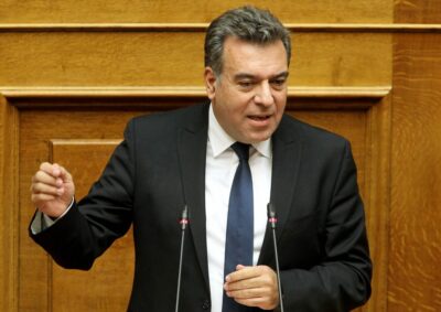 «Ο Μάνος Κόνσολας προτείνει να ενταχθούν στους δικαιούχους του επιδόματος για τις άγονες, νησιωτικές και ορεινές περιοχές όλοι οι εργαζόμενοι στις δομές του ΕΣΥ αυτών των περιοχών»