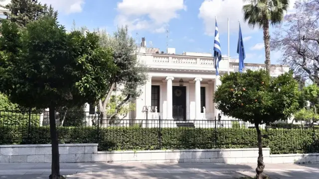Οι στοιχηματικές έβγαλαν αποδόσεις για τον επόμενο πρωθυπουργό – Ποιος προηγείται (Πίνακας)