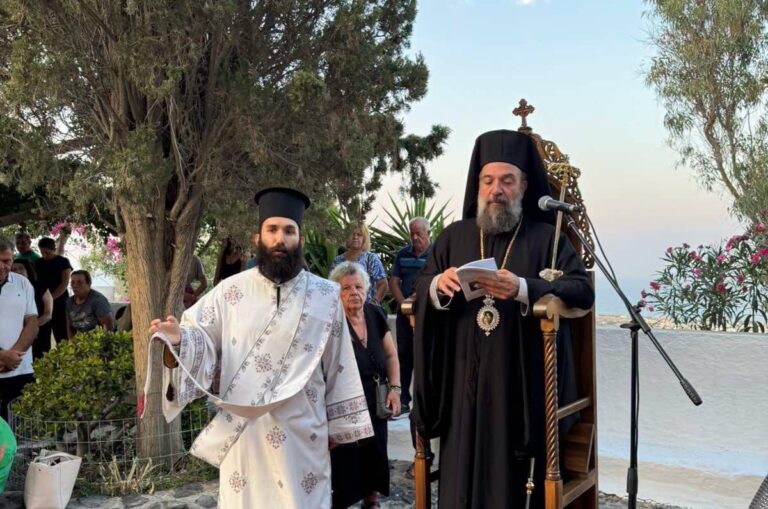 Μητροπολίτης Θήρας: «Η Παναγία είναι η θερμή πρεσβεία και η καταφυγή μας»