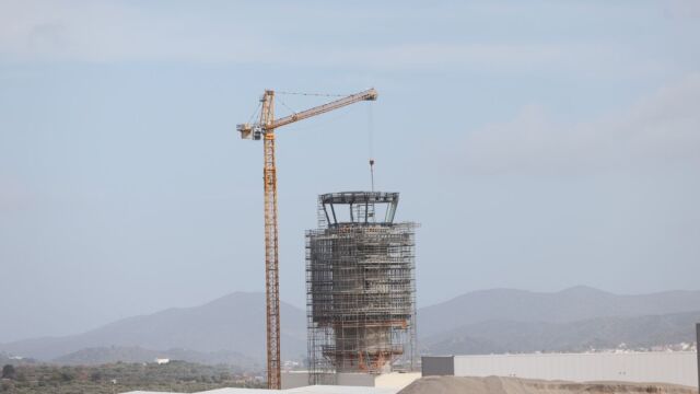 Ηράκλειο: Υπεγράφη στο υπό κατασκευή νέο Διεθνές Αεροδρόμιο η σύμβαση για τα συστήματα αεροναυτιλίας – “Στόχος η λειτουργία τον Νοέμβριο του 2028”, λέει ο Χρίστος Δήμας