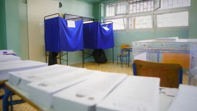 Γιατί η αγωνία των υποψηφίων για τα κομματικά ψηφοδέλτια έχει χτυπήσει “κόκκινο” και ποιος ο λόγος που θα… συνεχίσουν να αγωνιούν