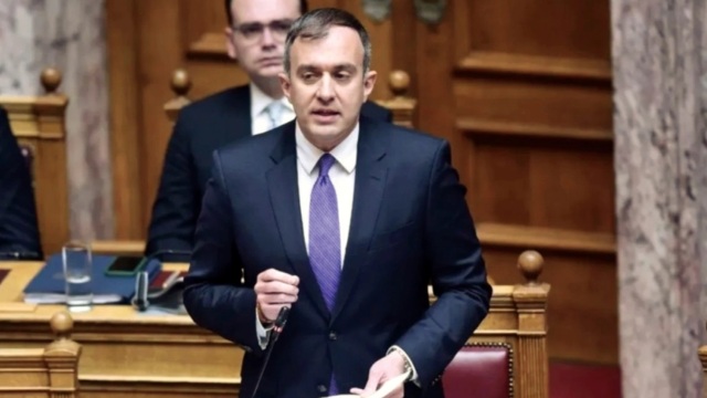 Xατζηβασιλείου: “Δεν μπορούμε να συζητάμε για εξωτερική πολιτική και άμυνα με όρους λαϊκισμού”